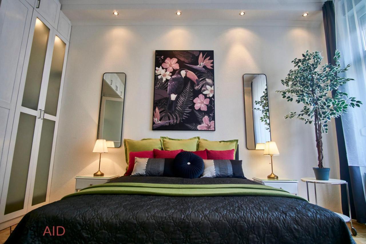 M52 Apartment - Hostaid Budapest Exteriör bild